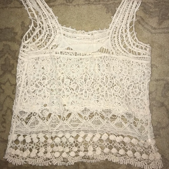 Off-White Crotchet Flowy Tank Top - Picture 1 of 2